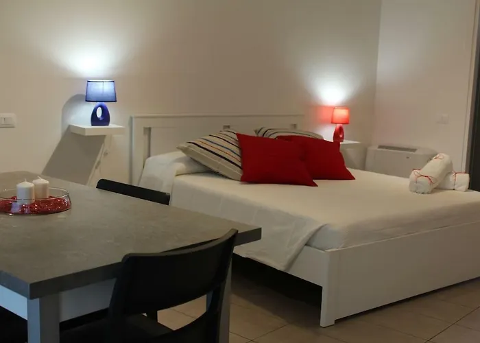 Siena, A Due Passi Dal Centro, Posto Auto Incluso Apartment *