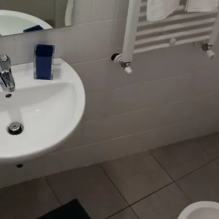 Siena, A Due Passi Dal Centro, Posto Auto Incluso Siena